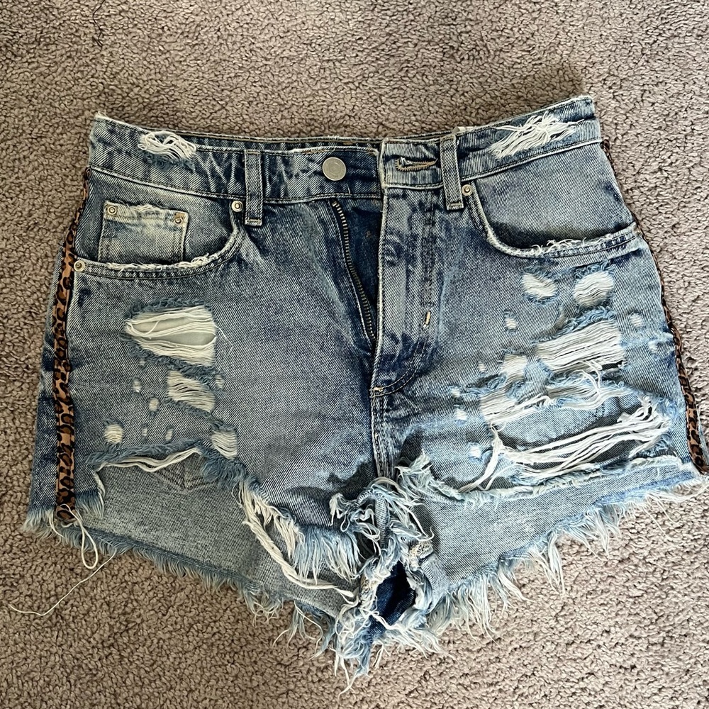 Zara denim destroyed short